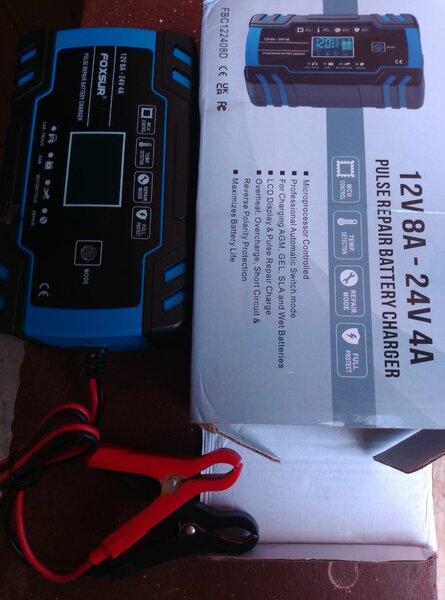 Car Battery Charger 12v-24v, Intelligent Pulse Repair, LCD