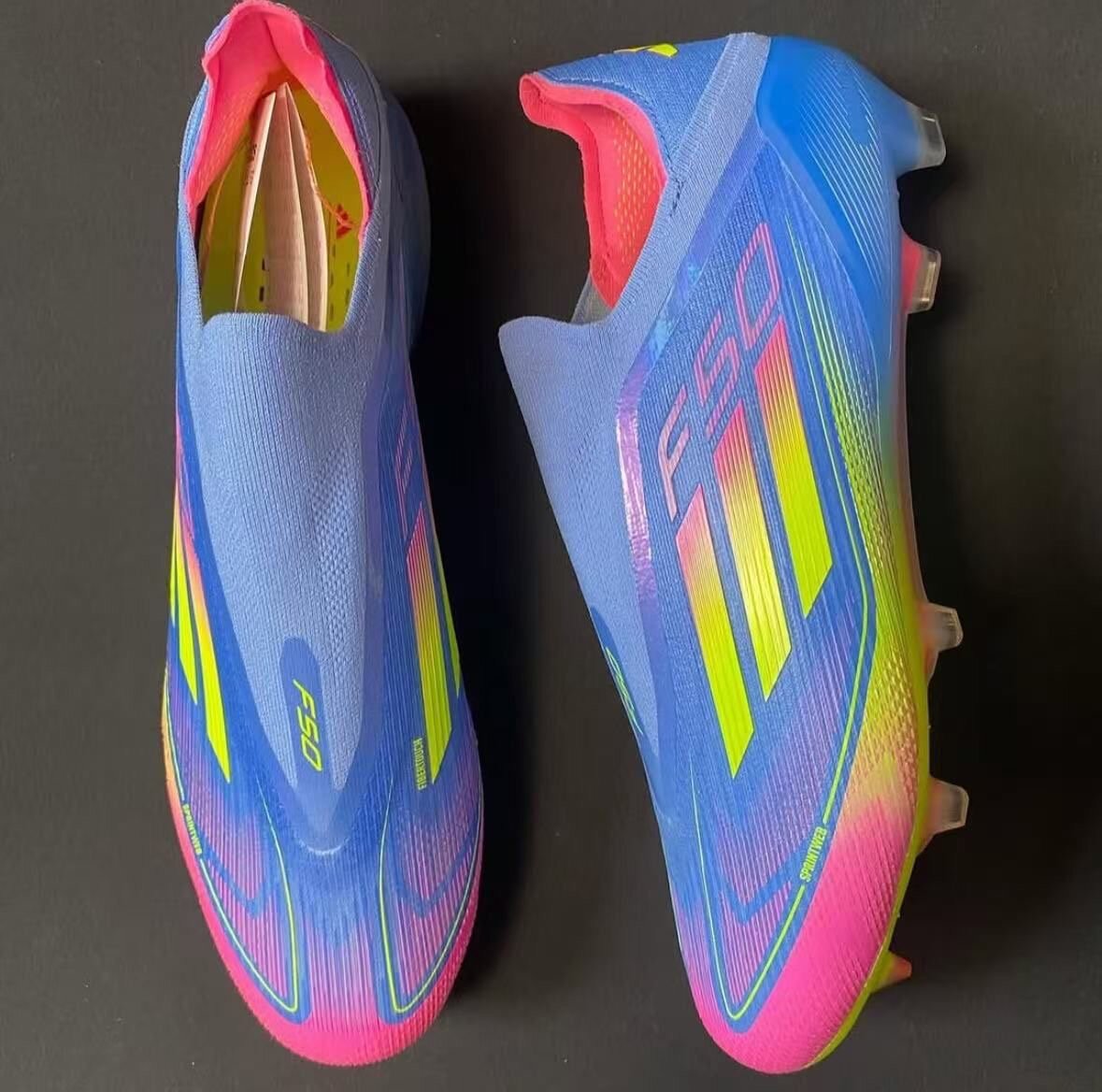 Chaussures de football f50