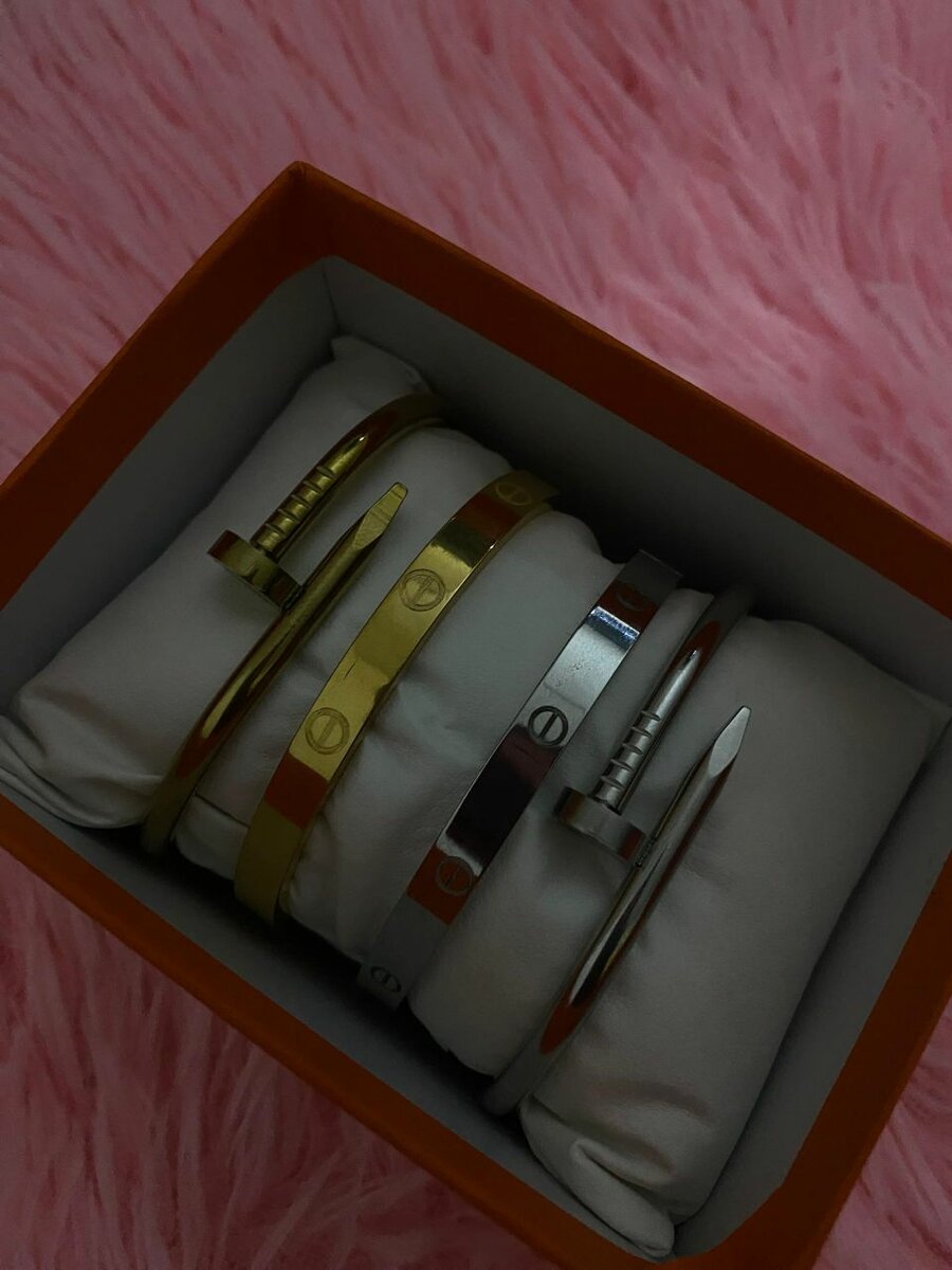 Bracelet en acier inoxydable élégant