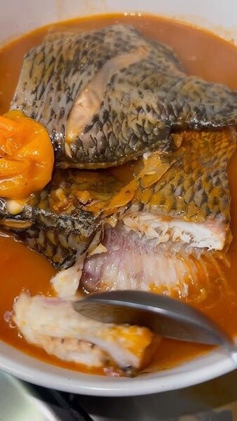 Plat de poisson poulet sauté