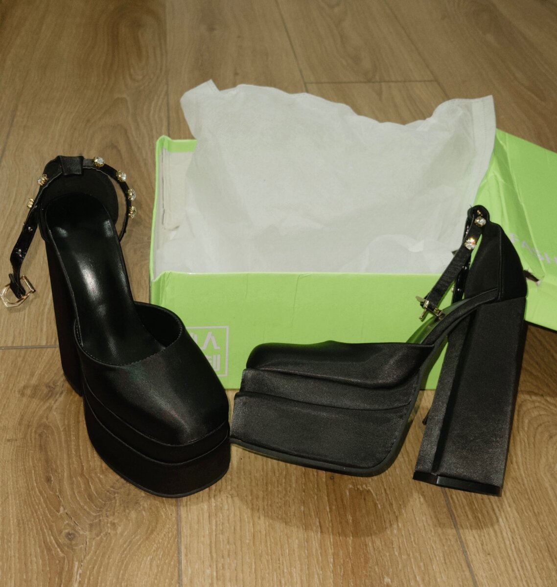 черные туфли