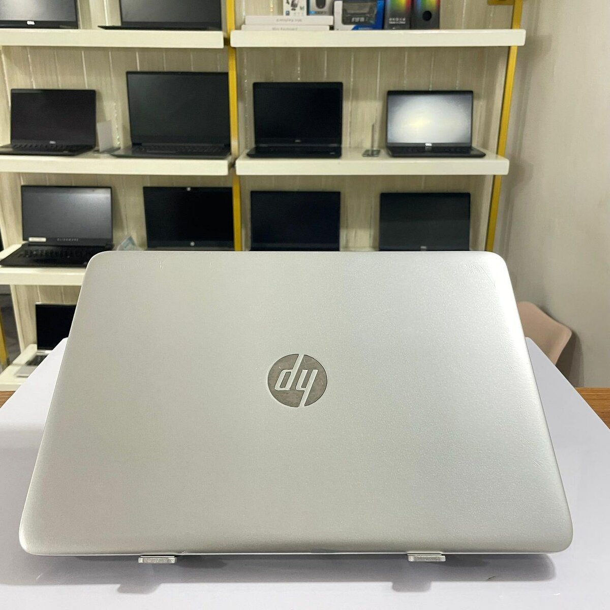 HP EliteBook i5 8Go 256Go