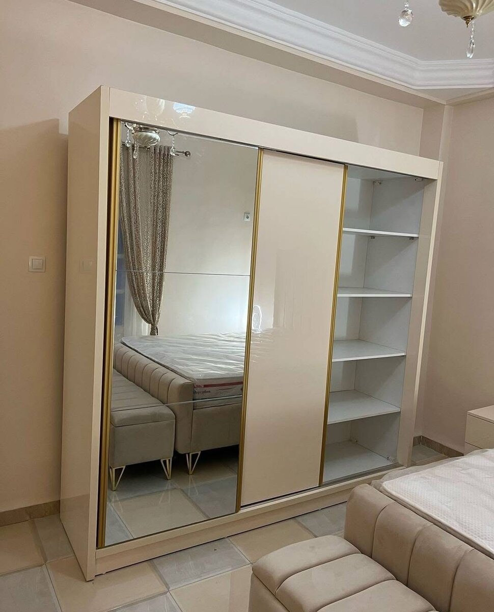 Placard de rangement chambre