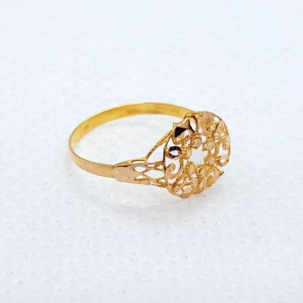 Gold ring