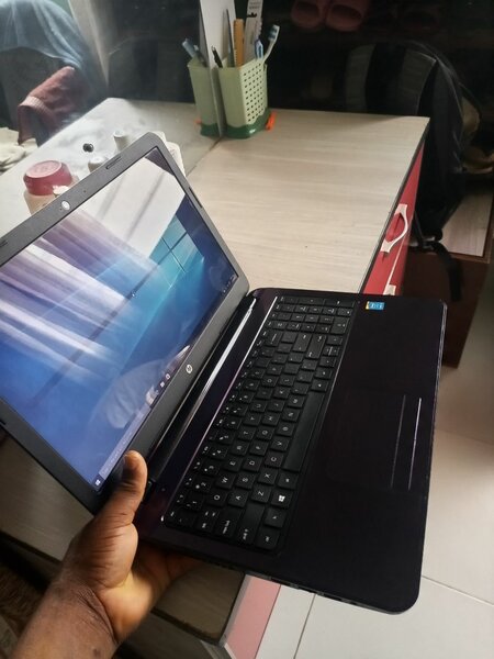 HP 15 notebook PC 4005U