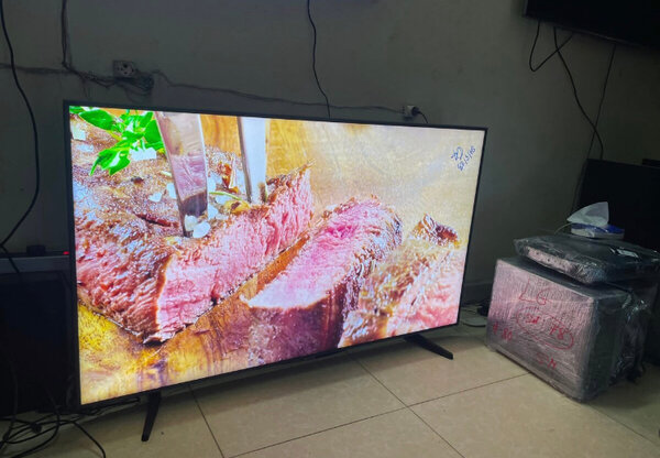 Smart TV 4K UHD 55 pouces