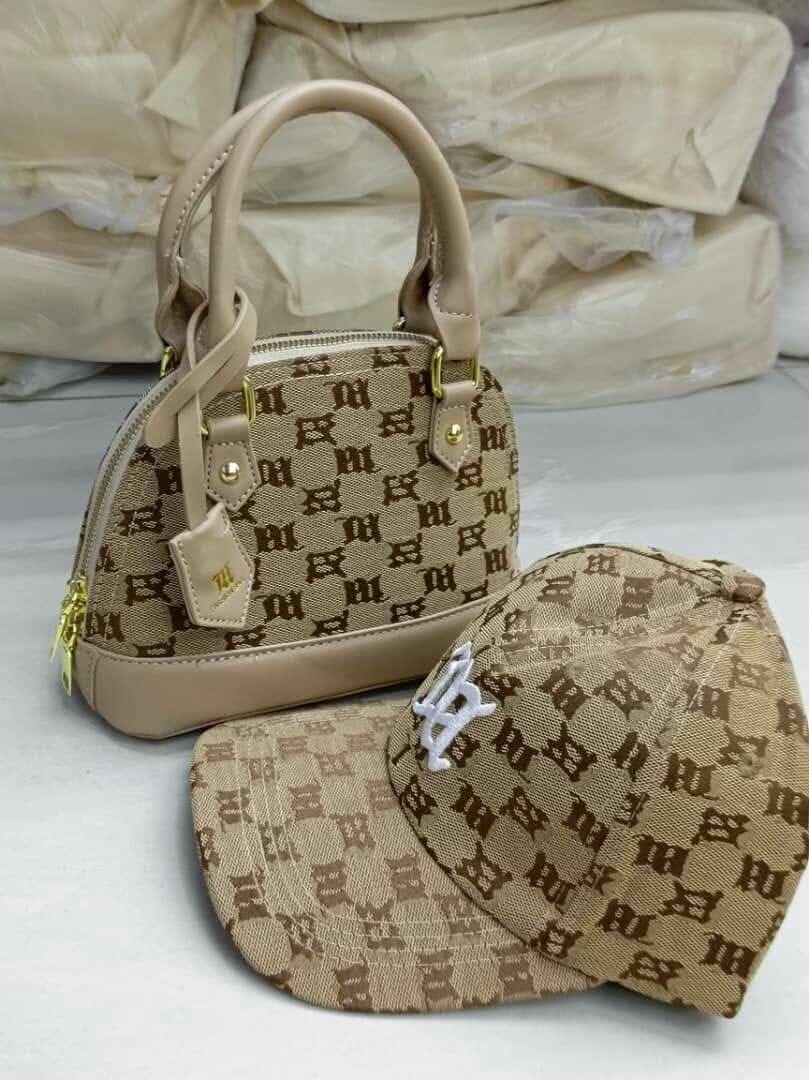 Ensemble Sac et Casquette Chic