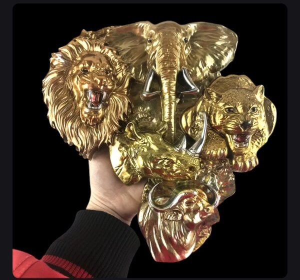 Wall decor African arts and cr