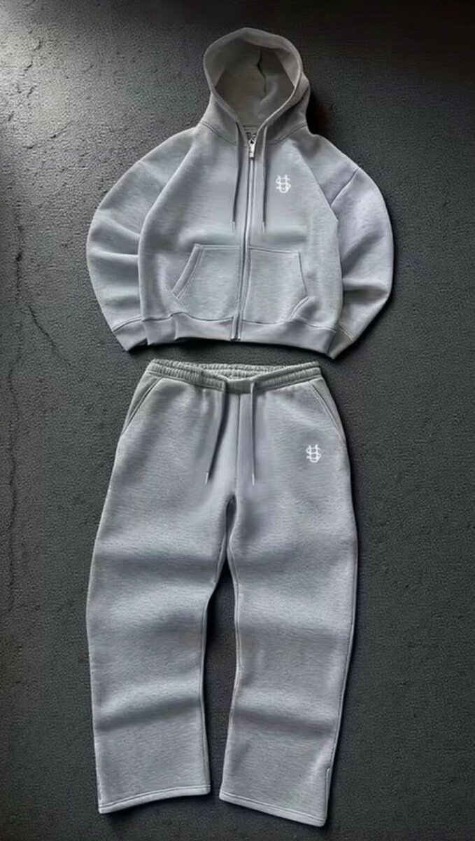 Survêtement à capuche tendance