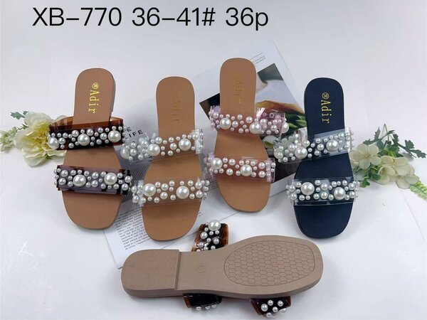 Sandales élégantes avec perles