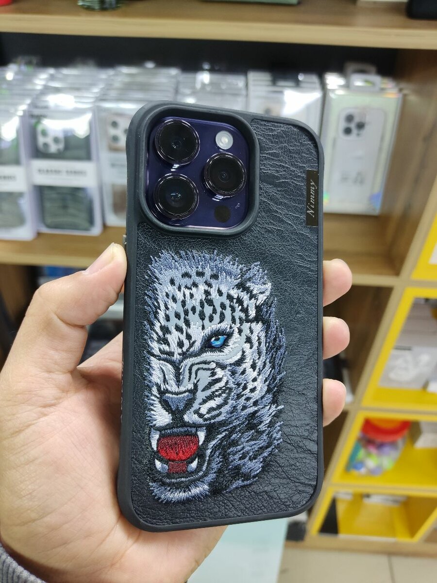 Чехол iPhone 14pro