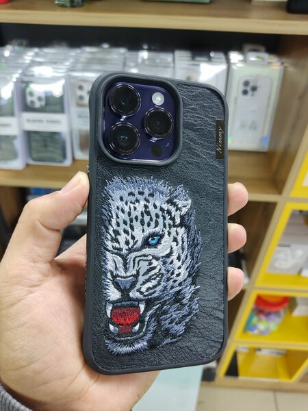 Чехол iPhone 14pro