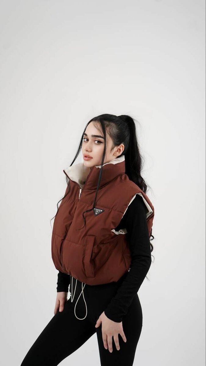 Двухсторонняя безрукавка