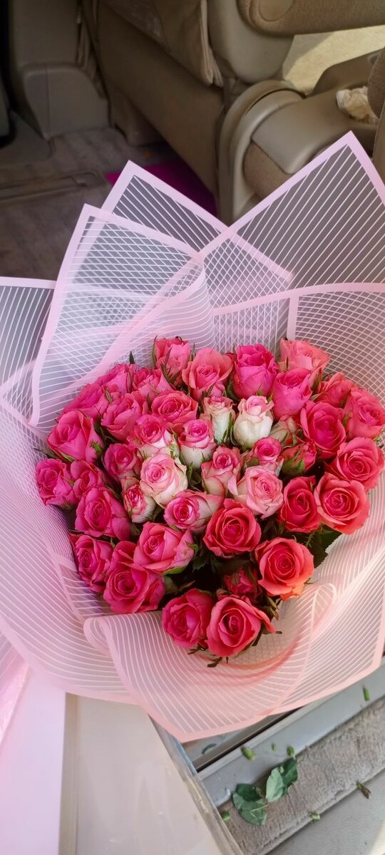 Pink Roses 25 stems