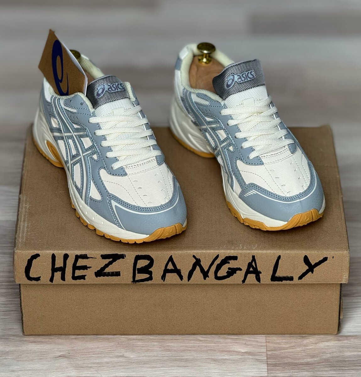 Baskets ASICS confort stylé