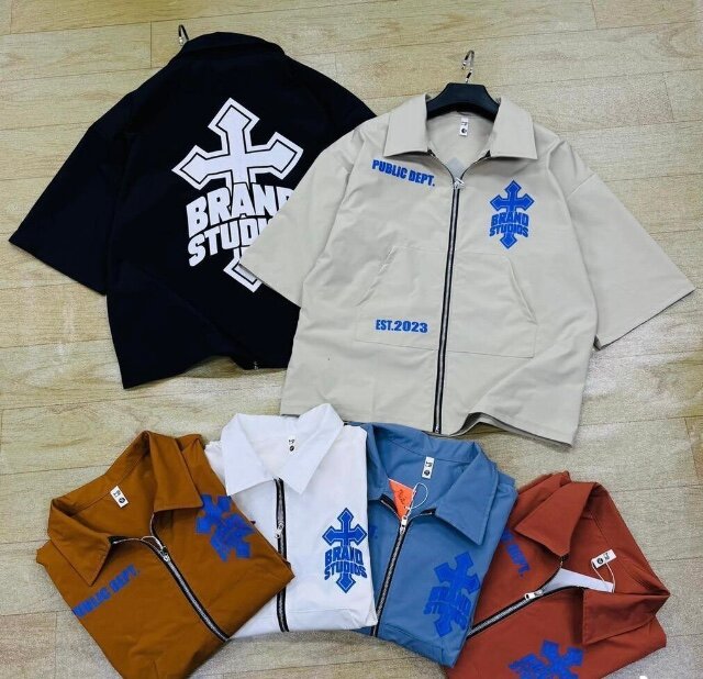 Chemise à manches courtes zippée