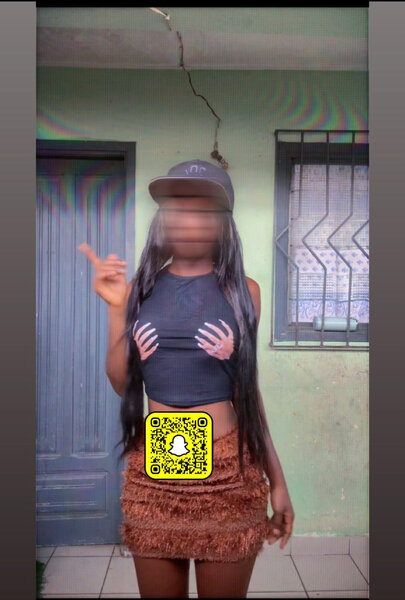 T-shirt noir créative