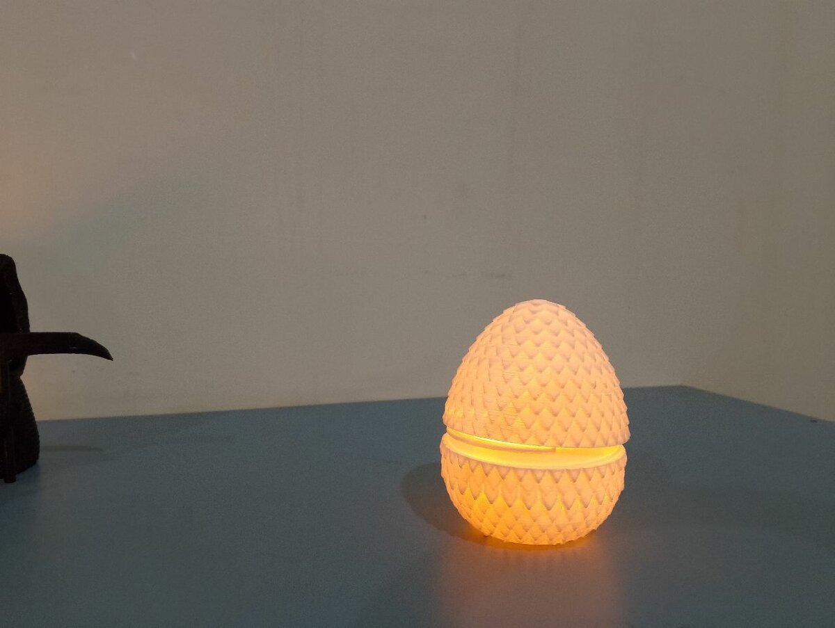 Dragon egg tea light