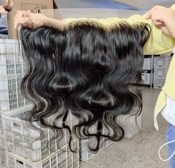 Frontale Lace 13x4 Straight / Body Wave / Deep Wave