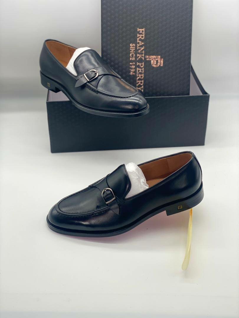 Frank Perry Solid Leather Formal Shoes