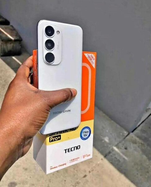 Tecno Spark 40 Pro