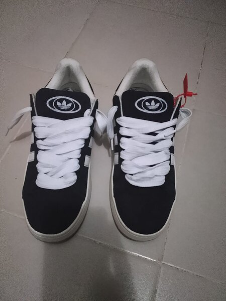 Chaussure campus adidas 00s