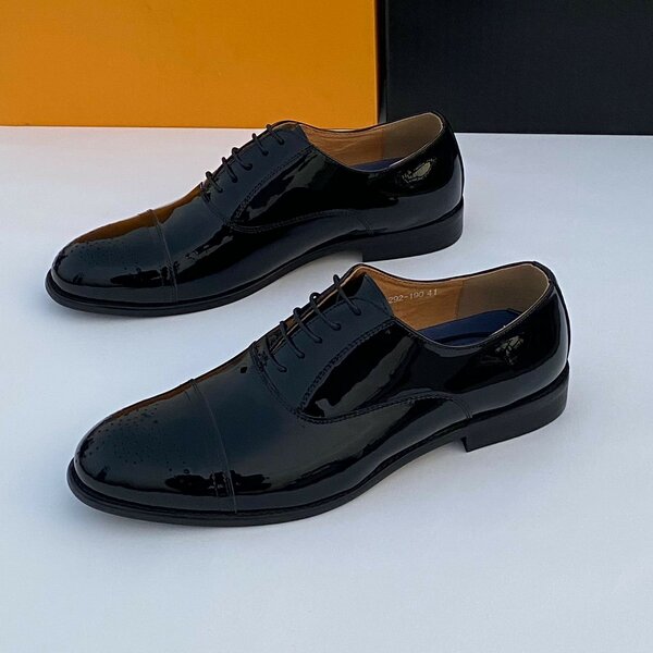 EXECUTIVE SHOES