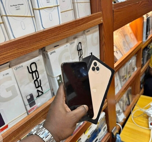 iPhone 11 Pro Max or