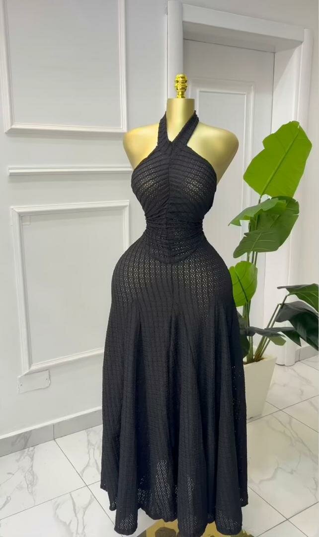 Robe élégante longue noire