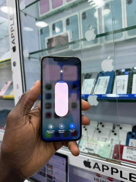 13 pro 128Go Casi retour