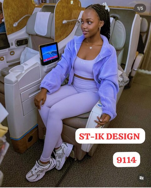 Tenue de sport violette femme