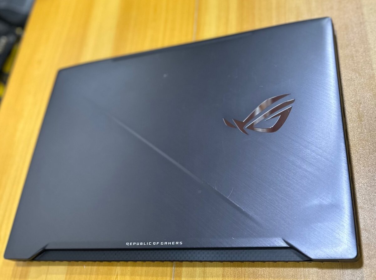 asus rog strix gl703gm core i7 8th génération