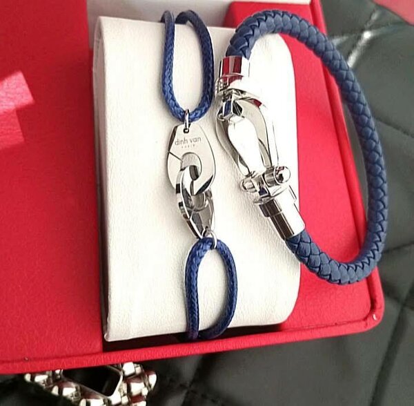 Bracelet en cuir élégant