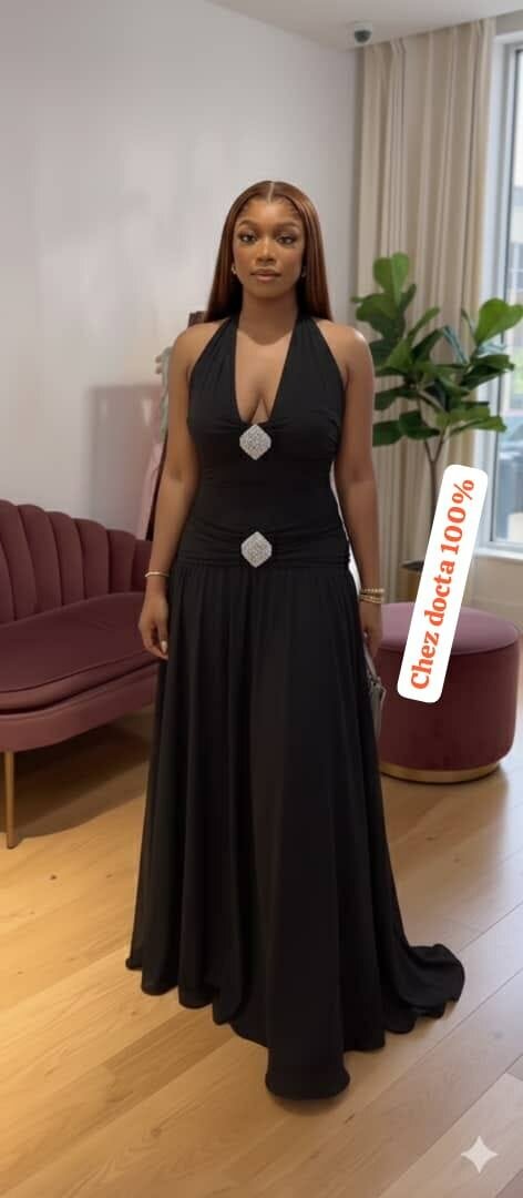 Robe élégante noire