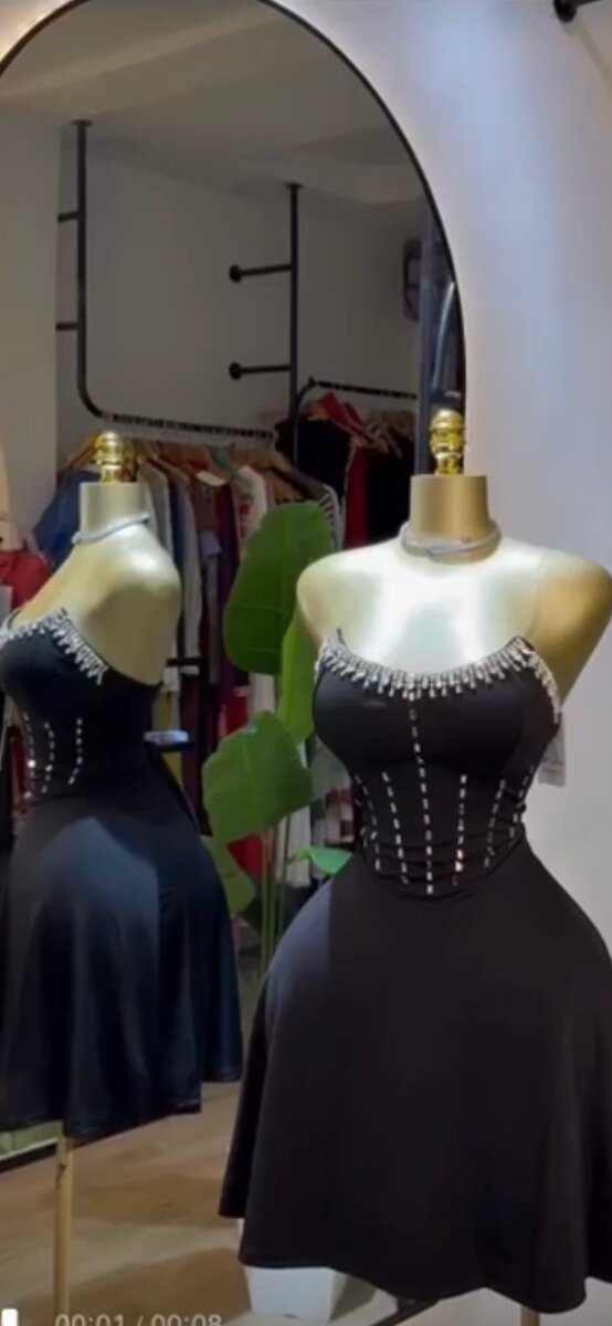 Robe élégante avec strass