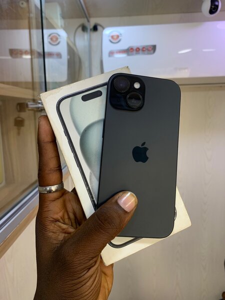 iPhone 15