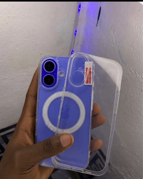 Coque MagSafe iPhone 14