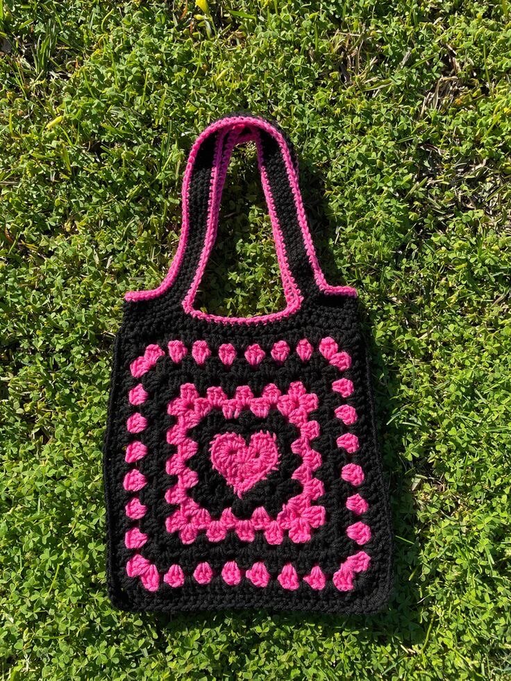 Crochet mini tote bag