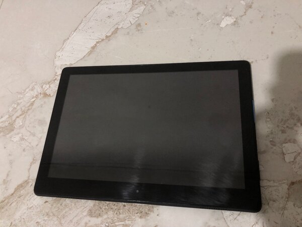 Lenovo Tab E10