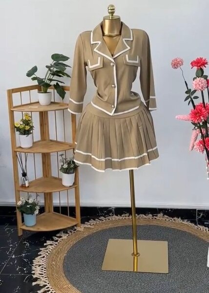 Ensemble chic jupe beige