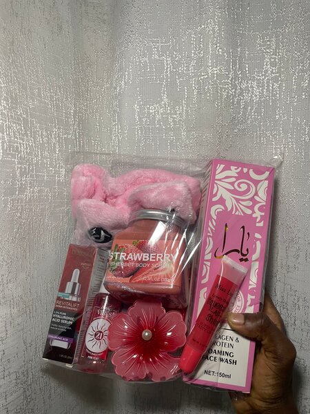 Boxe skincare fraise