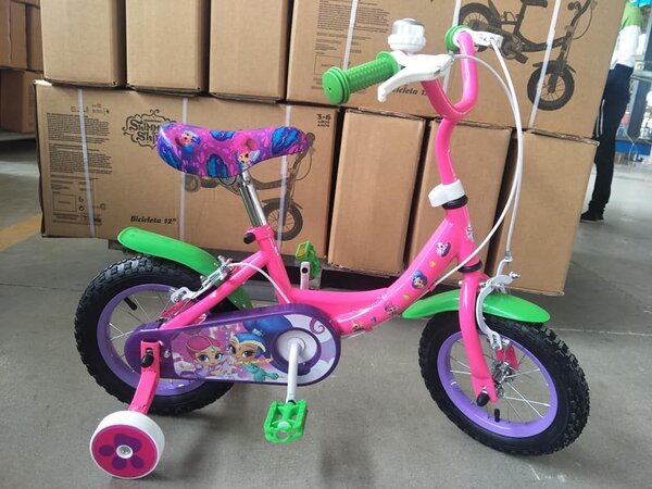 Vélo enfant avec stabilisateurs