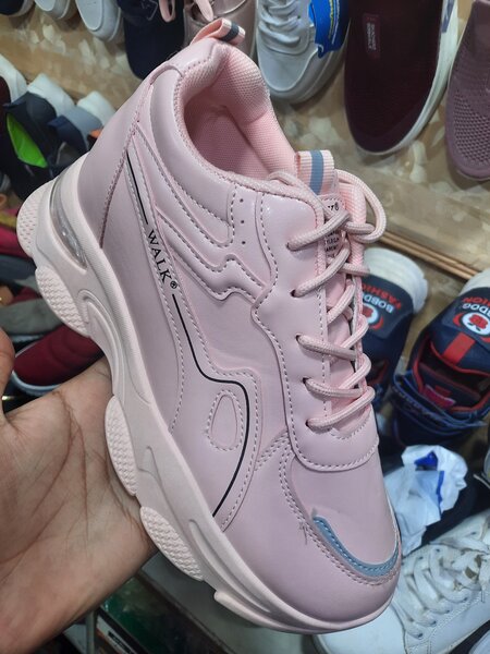 Ladies shoes