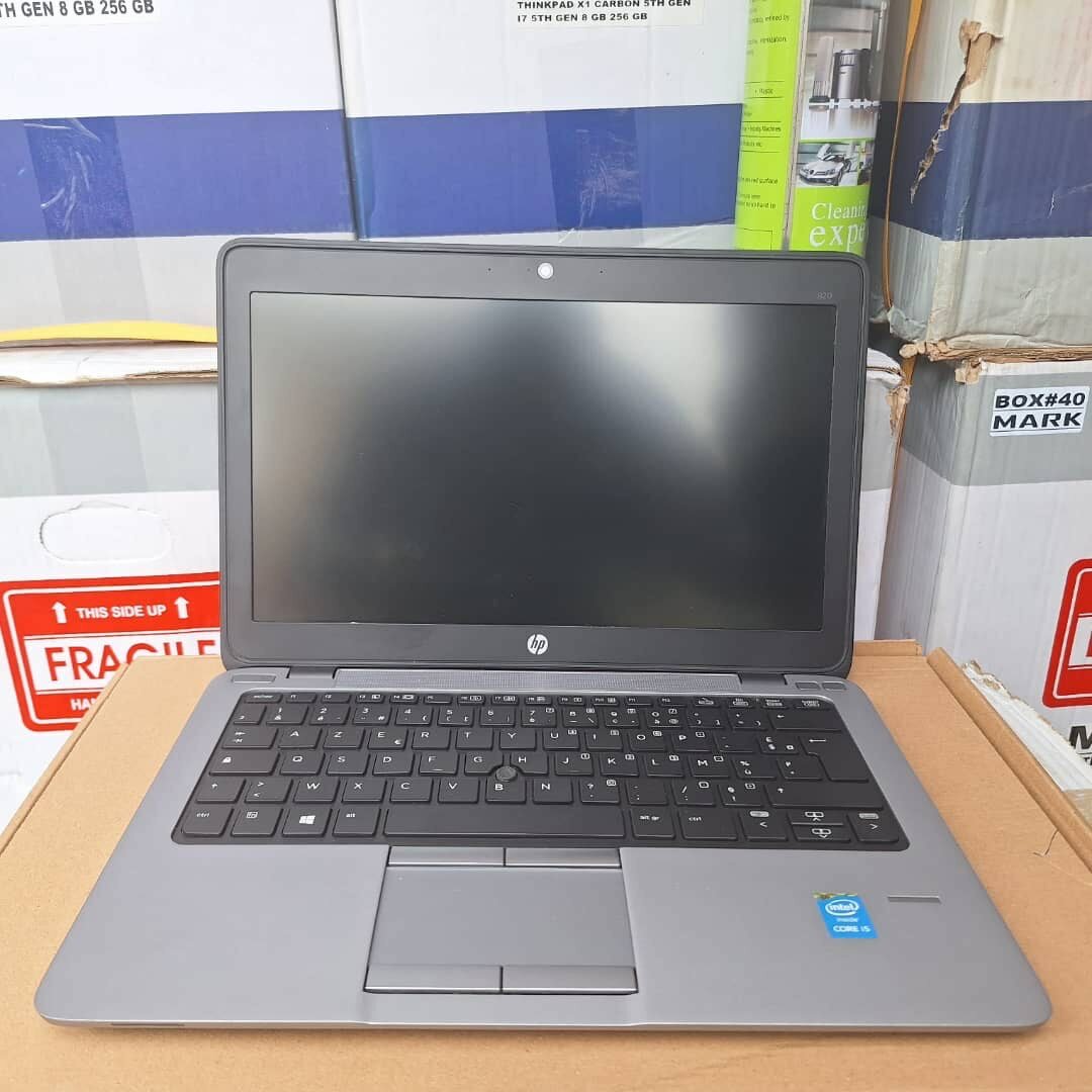 Hp elitebook  820 G2
