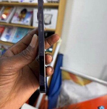 iPhone 14pro 128giga,