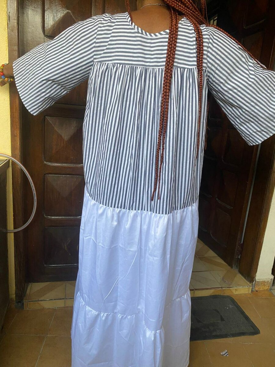 Robe longue rayée évasée