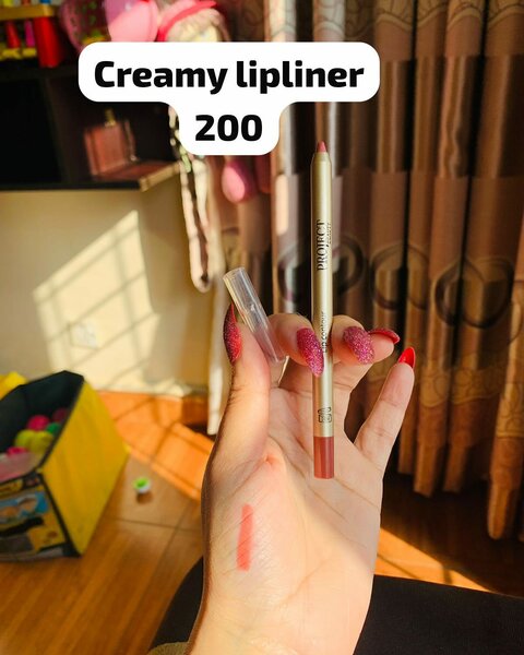 Creamy lipliner