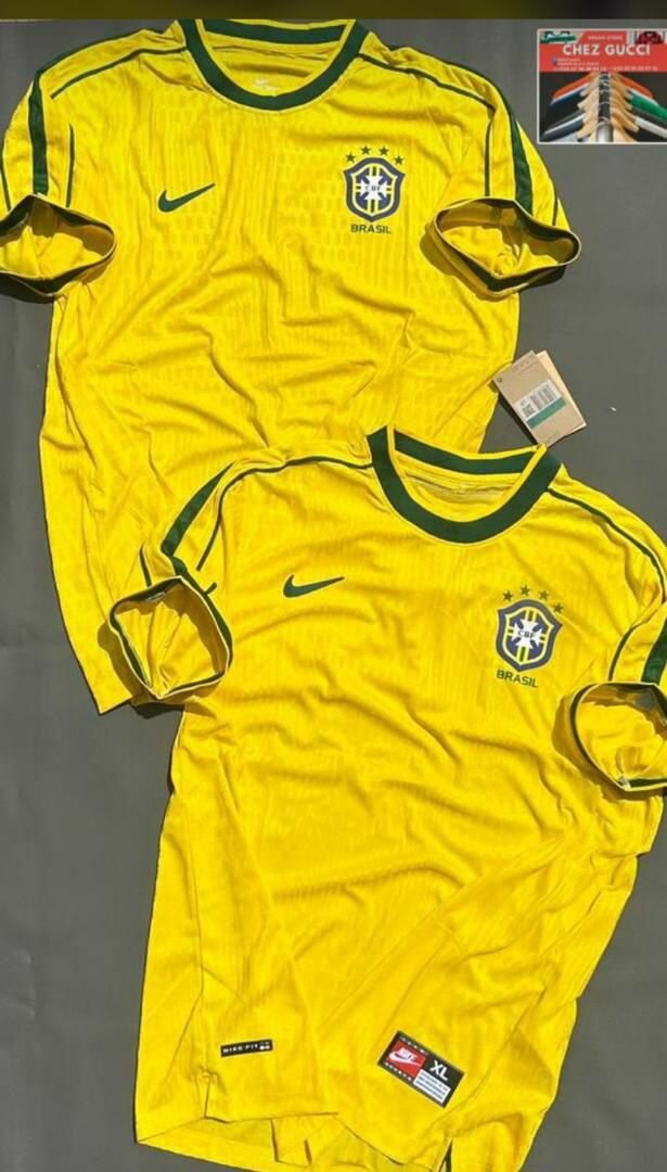 Maillot de foot élégant