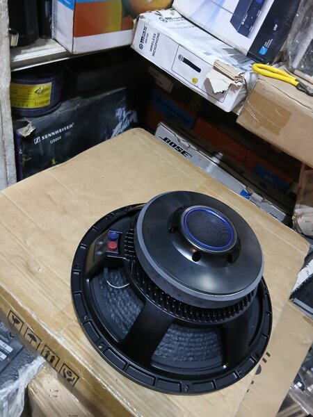 Powerful Bass Subwoofer. 46 bo