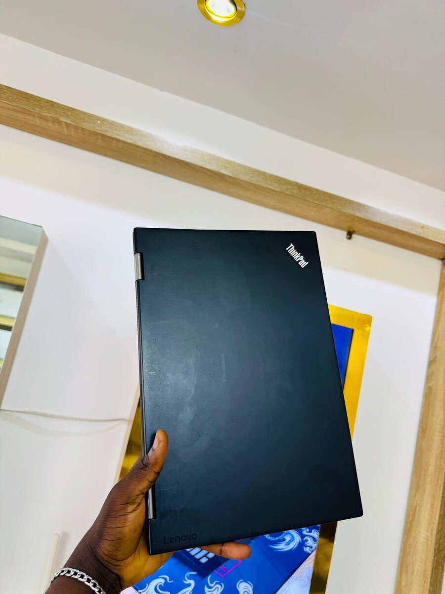 LENOVO THINKPAD X1 YOGA